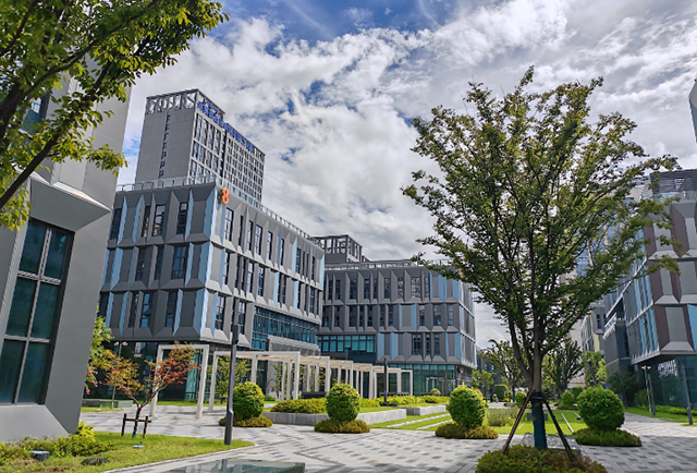 贵港工业地产投资新蓝海——新能源产业园区崛起